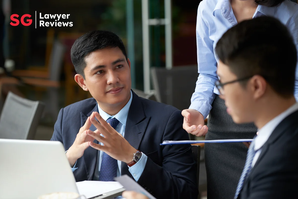 Client Asking Lawyers Questions Client Asking Lawyers Questions